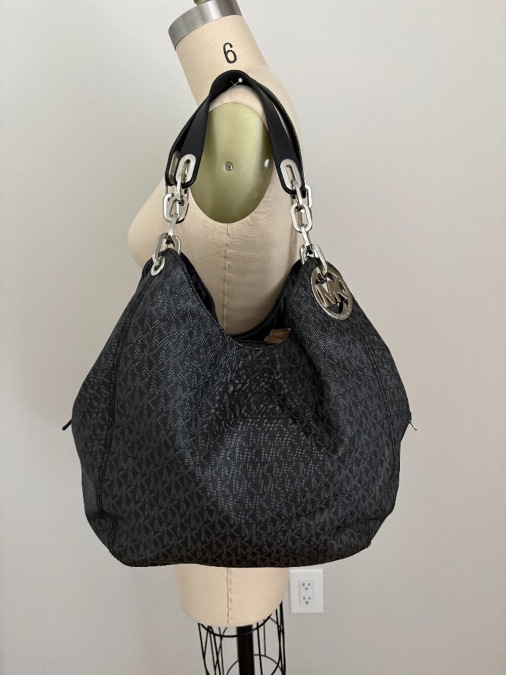 Michael Kors Fulton Large Chain Shoulder Tote Bag Black Monogram Quiet Luxury